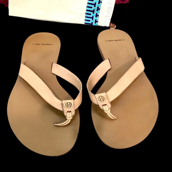Tory Burch Manon Thong Sandal - Picture 4 of 8